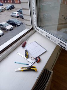 Заміна стулки пластикового вікна